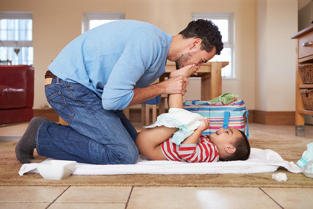 Read more about the article Diapers cost – Do you throw away dollars with your baby’s diapers?